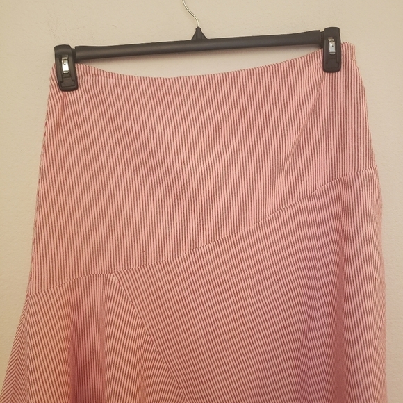 Red/White Striped Asymmetrical Linen Blend Skirt Marked Size 1X But Small EUC - Picture 2 of 9